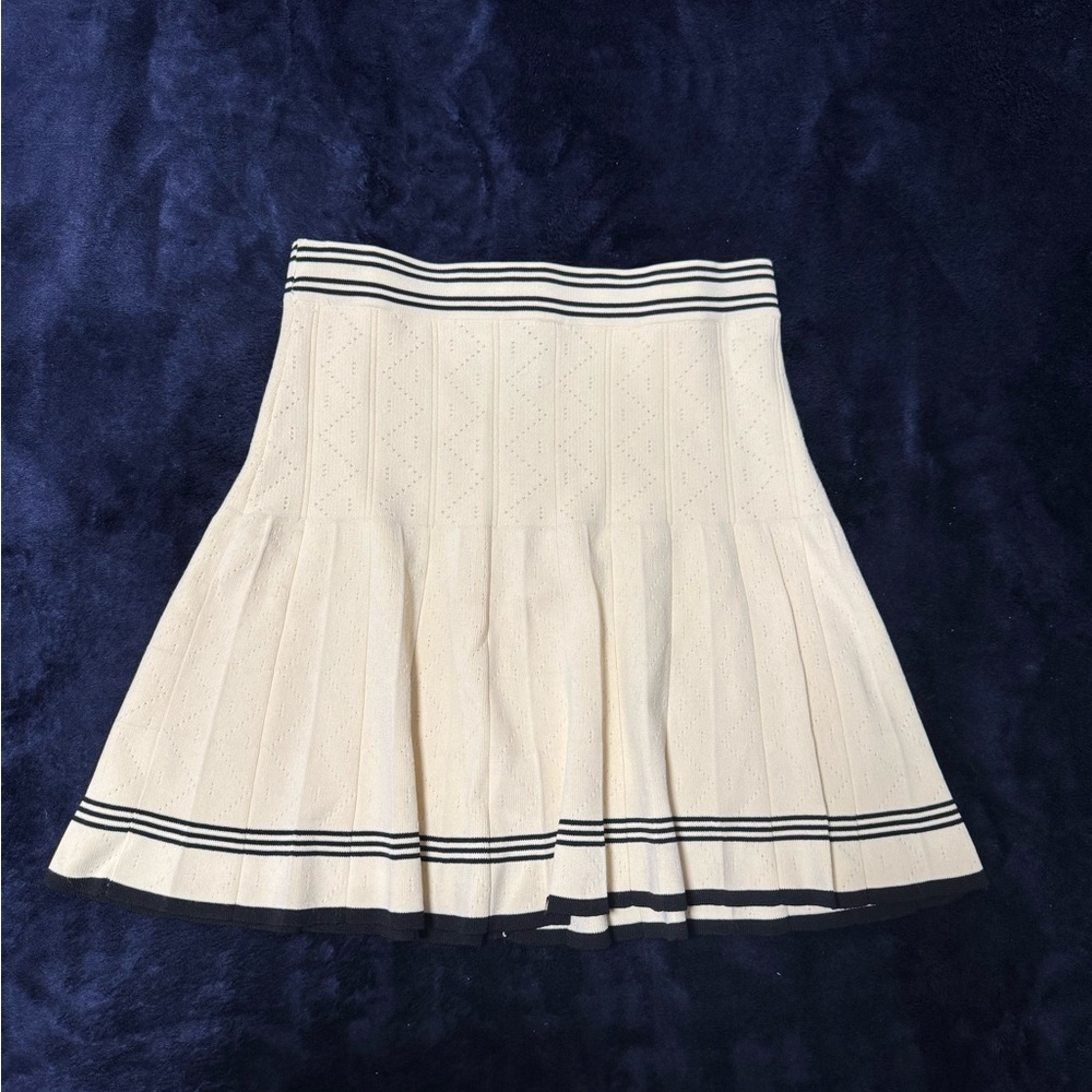House of Harlow 1960 Cream Pleated Circle Skirt with Navy Stripes